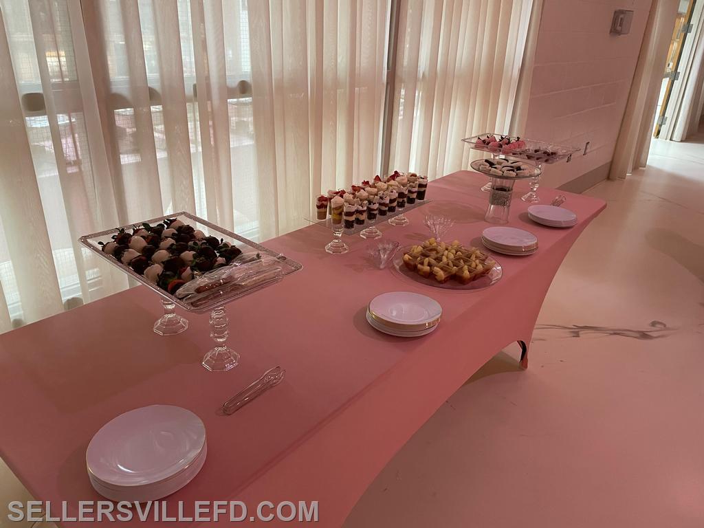 Decorated by client - Buffet table